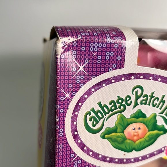 Cabbage Patch Kids Twinkle Toes by Skechers Doll 2014 - Picture 7 of 8